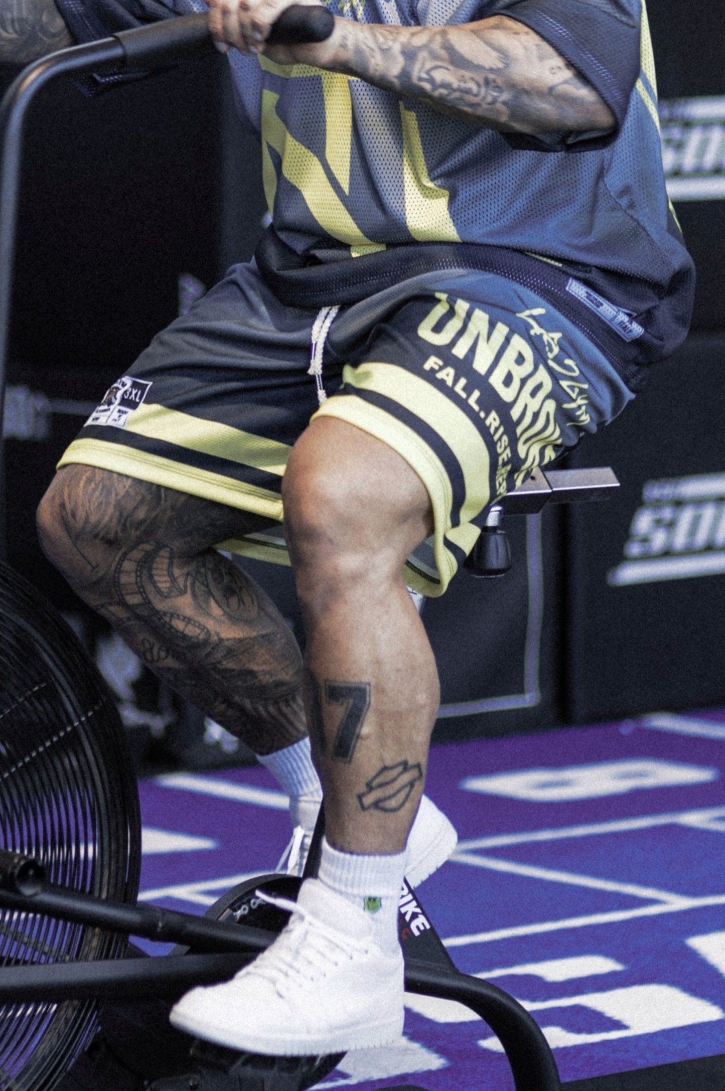 Shorts Tecnico Over UNBROKEN