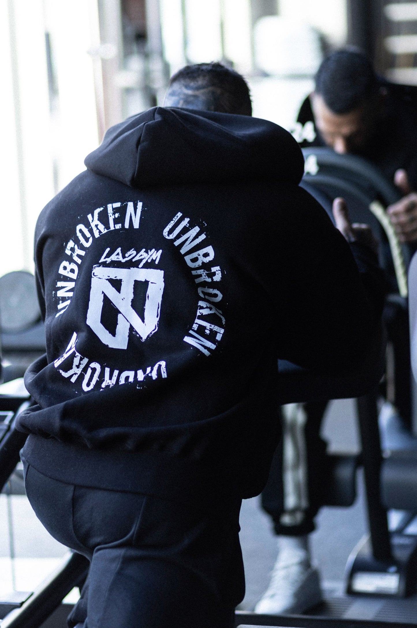 Felpa ZIP UNBROKEN Round