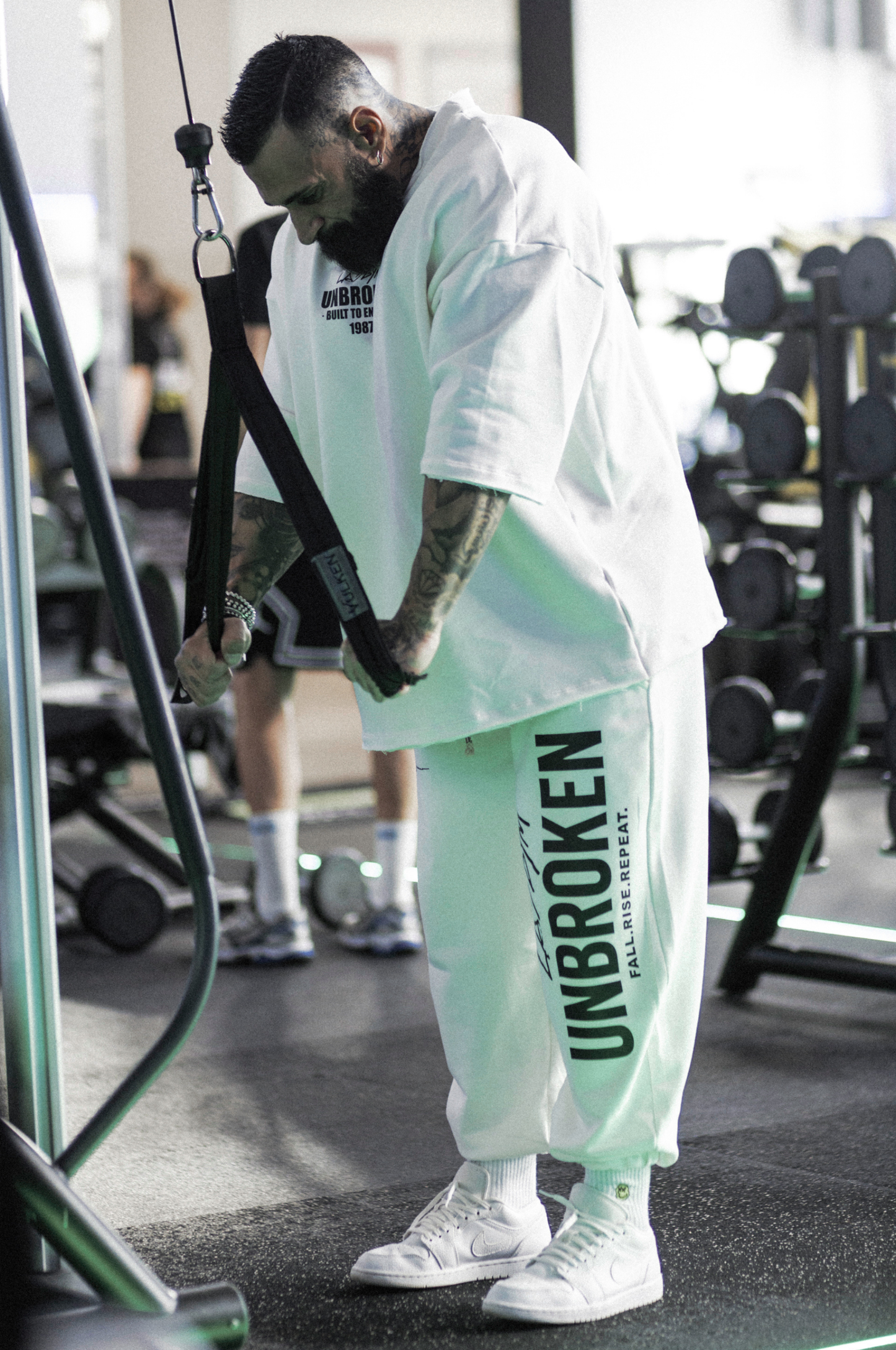 Pantalone Over UNBROKEN