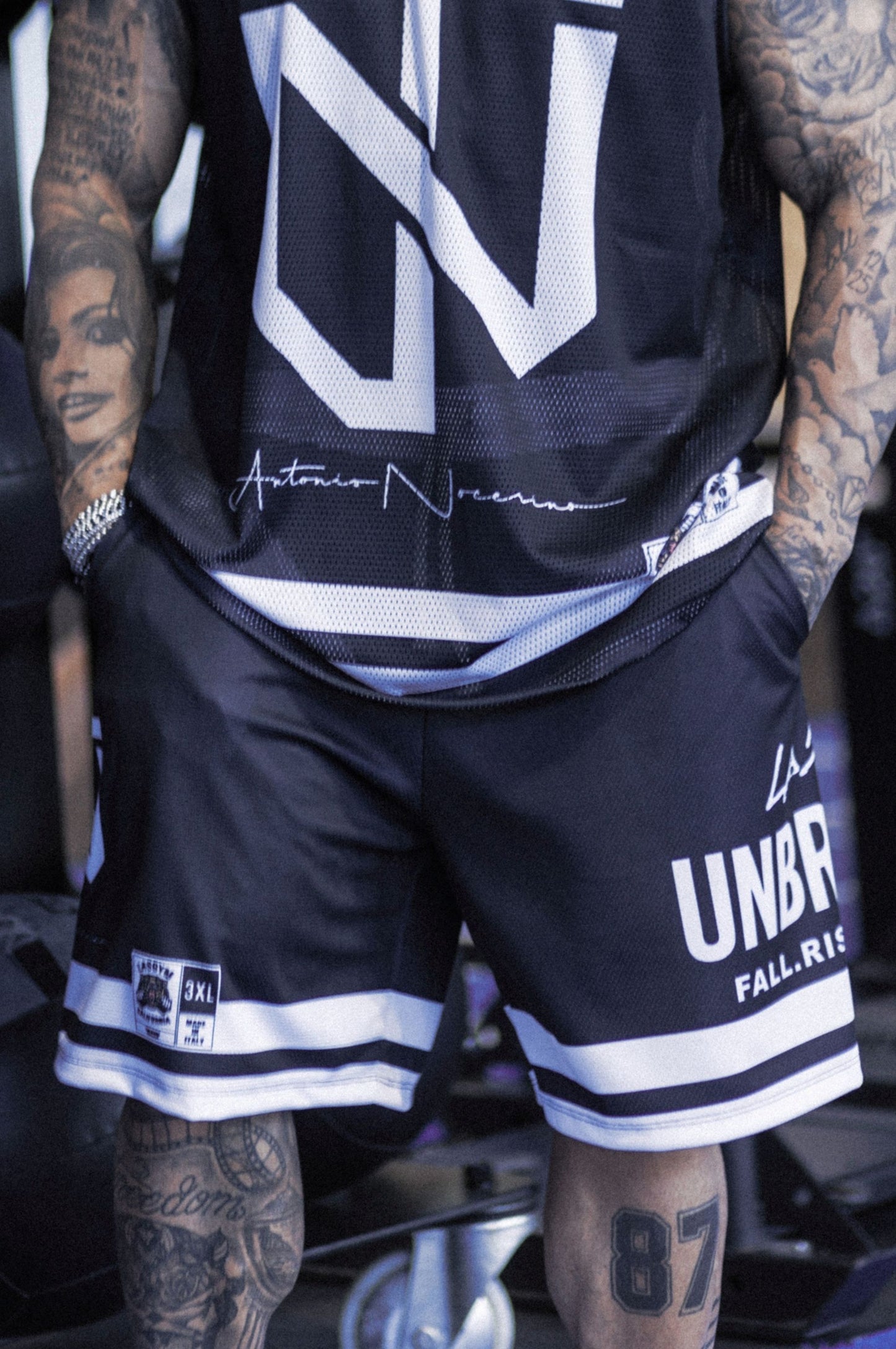 Shorts Tecnico Over UNBROKEN