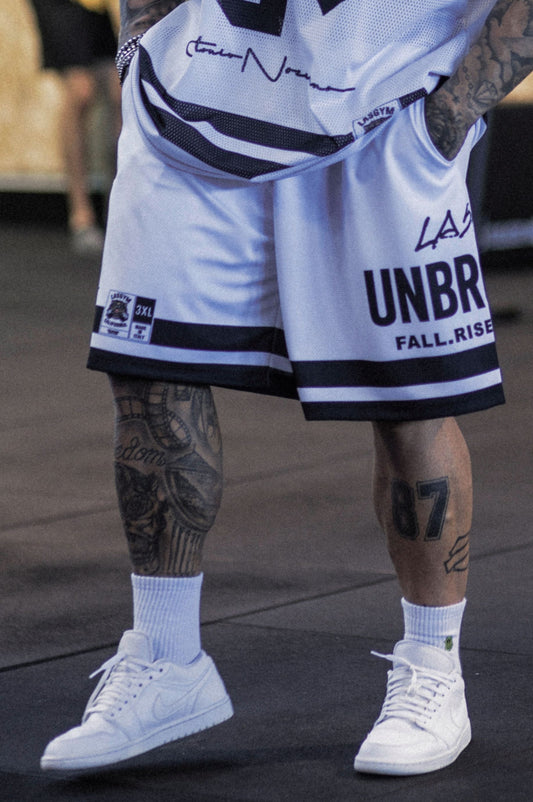 Shorts Tecnico Over UNBROKEN