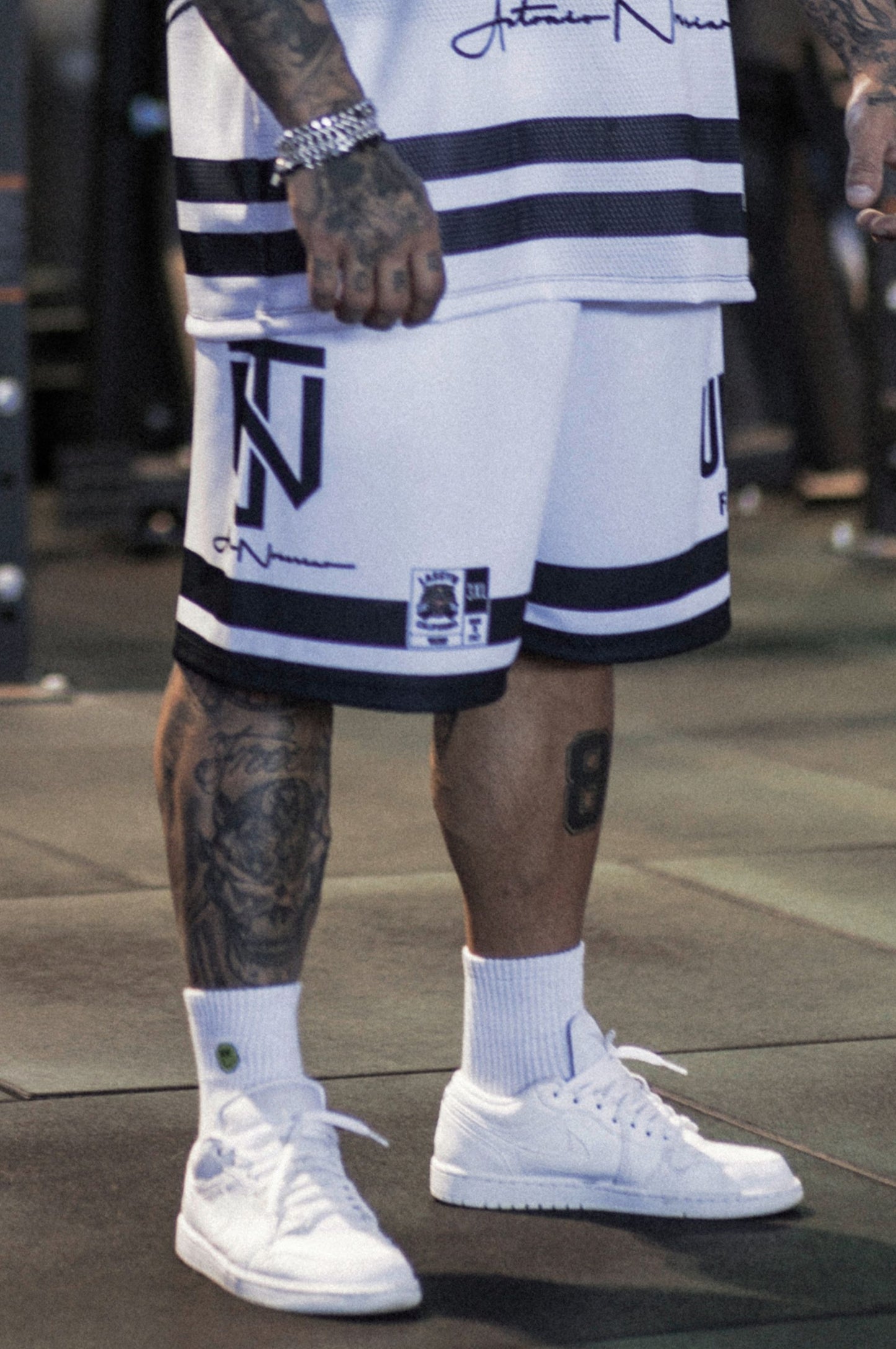 Shorts Tecnico Over UNBROKEN