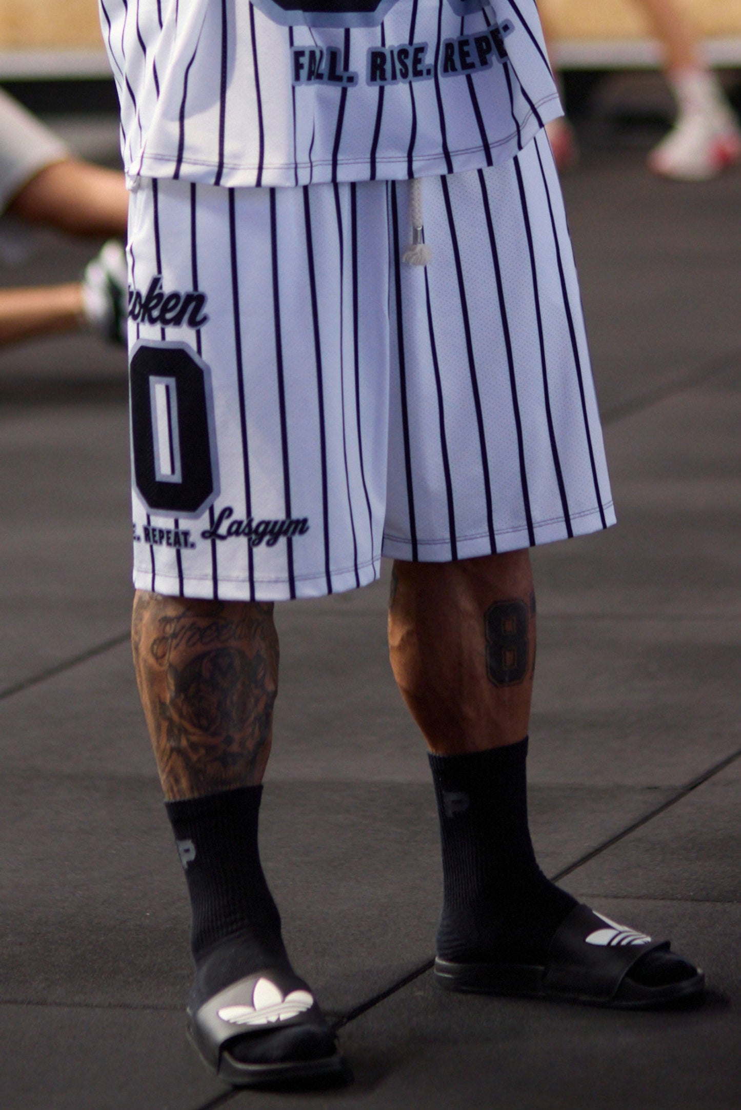 Shorts Over Performance Gessato Unbroken