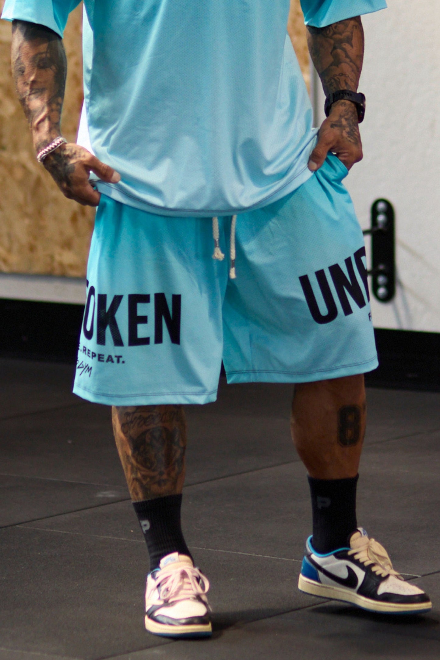 Shorts Over Performance Degradè Unbroken