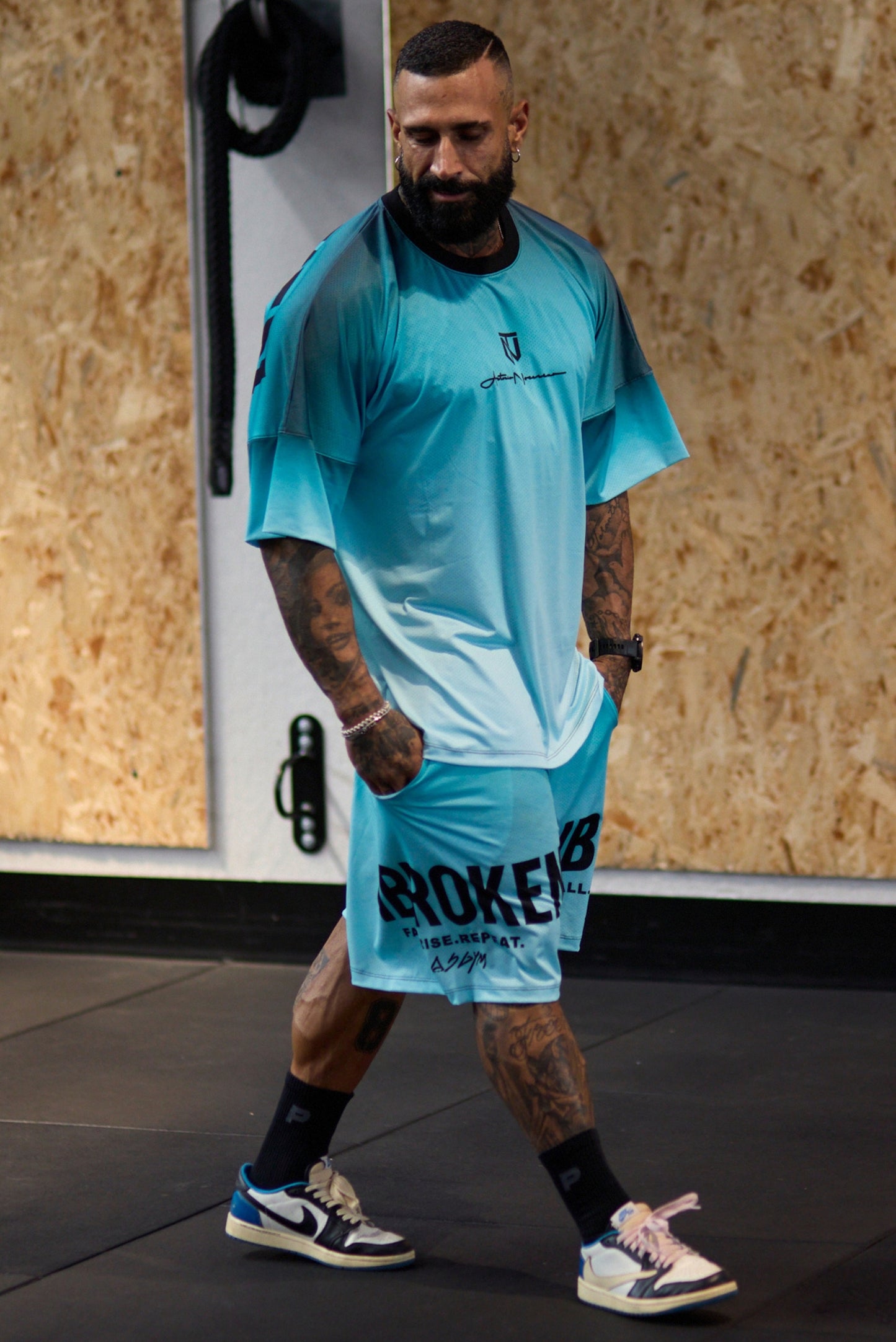 Shorts Over Performance Degradè Unbroken