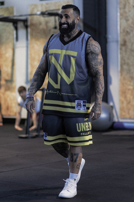 Shorts Tecnico Over UNBROKEN