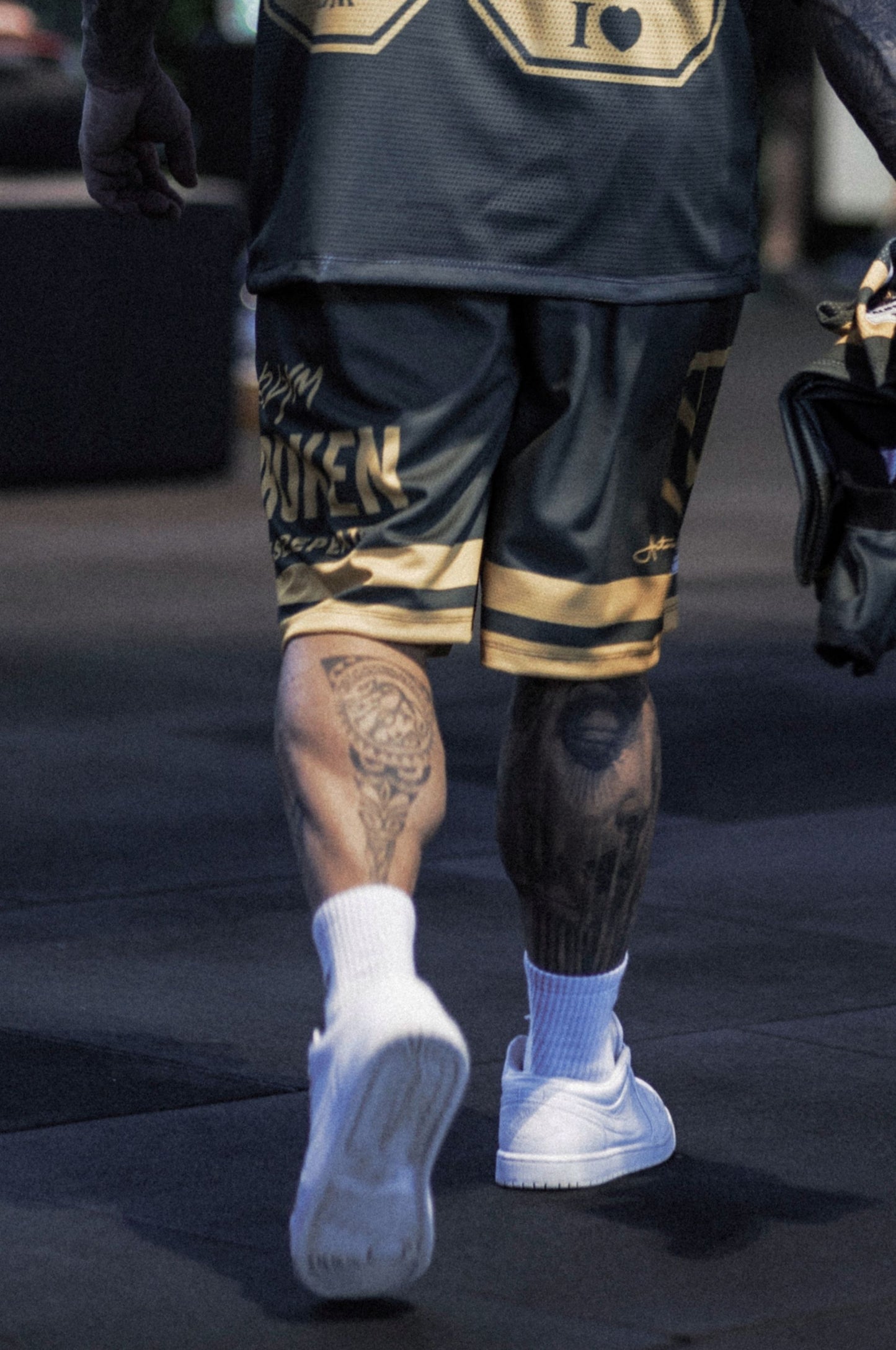 Shorts Tecnico Over UNBROKEN