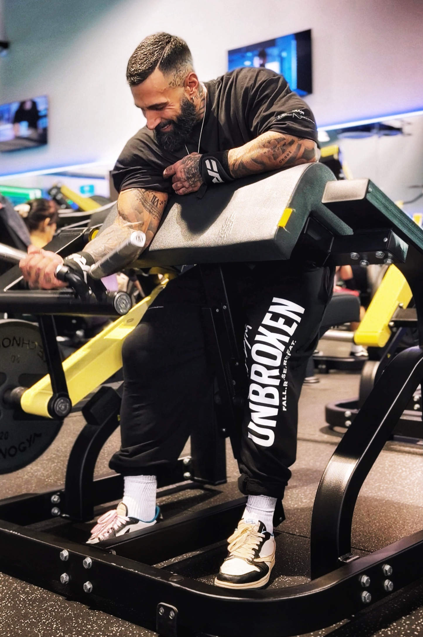 Pantalone Over UNBROKEN