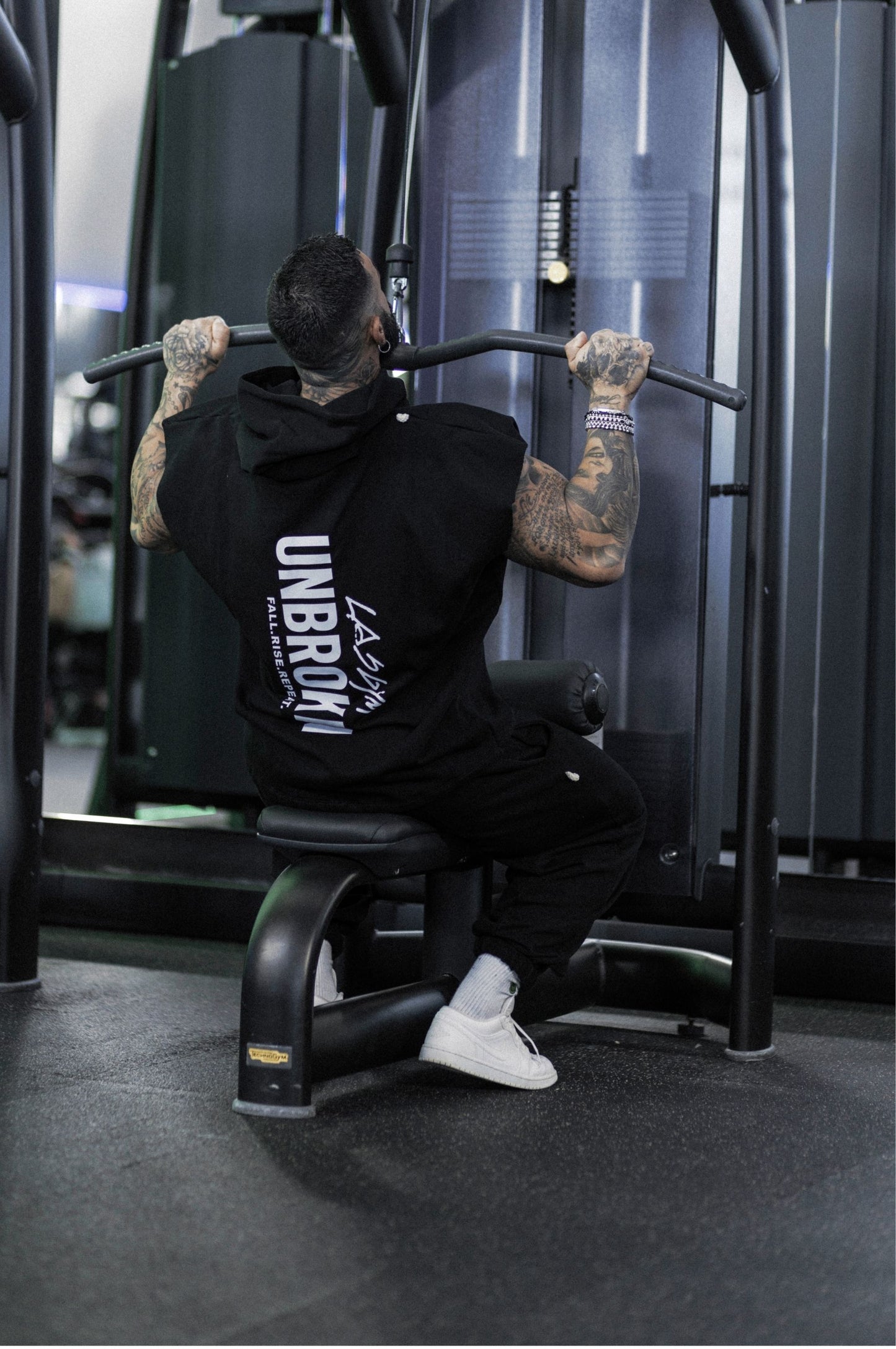 Thank top Vintage UNBROKEN