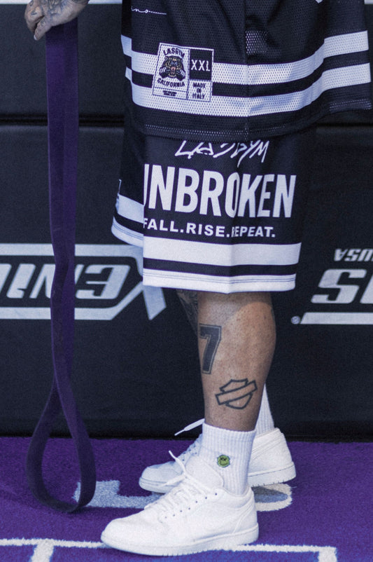 Shorts Tecnico Over UNBROKEN