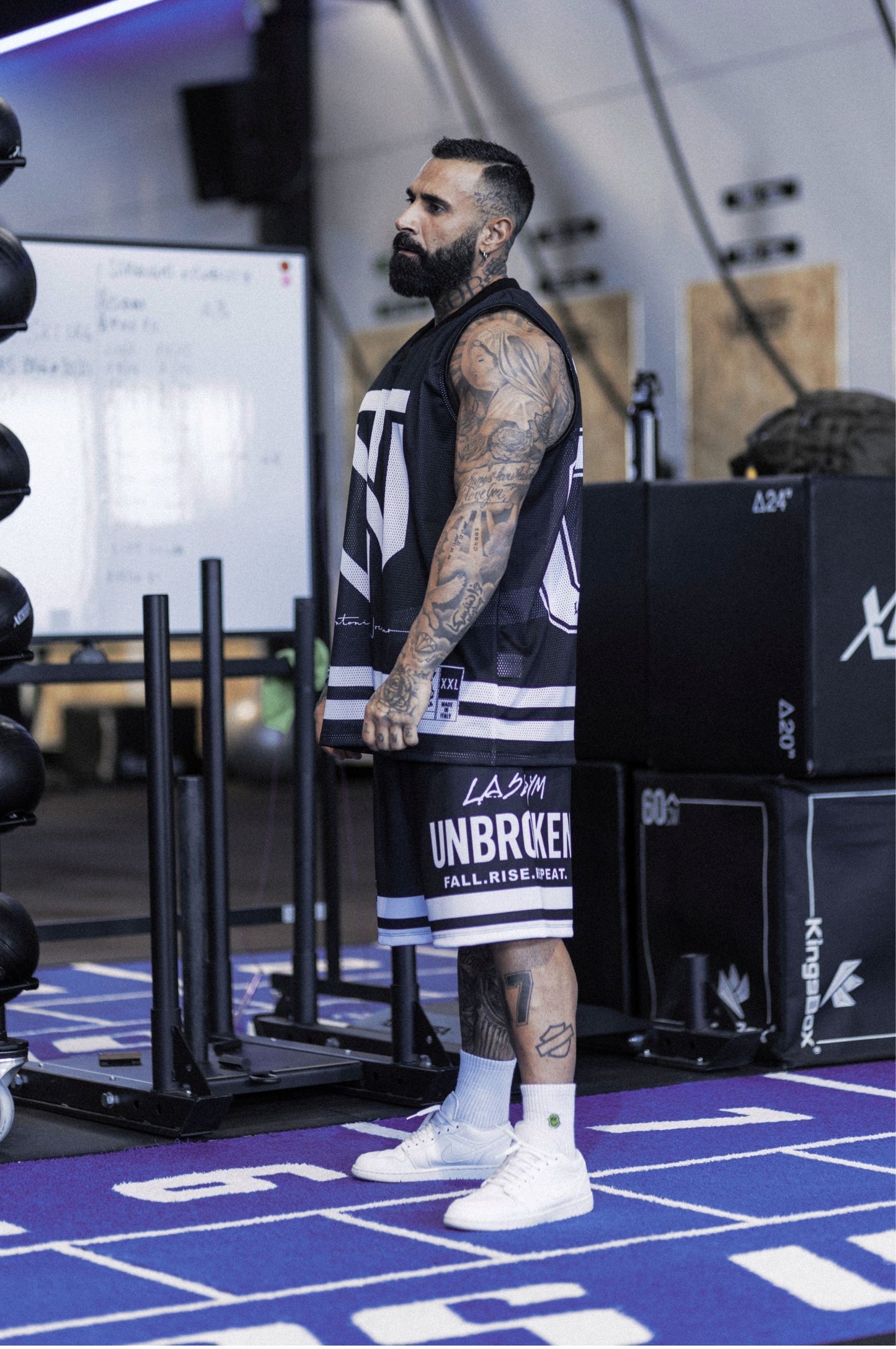 Shorts Tecnico Over UNBROKEN