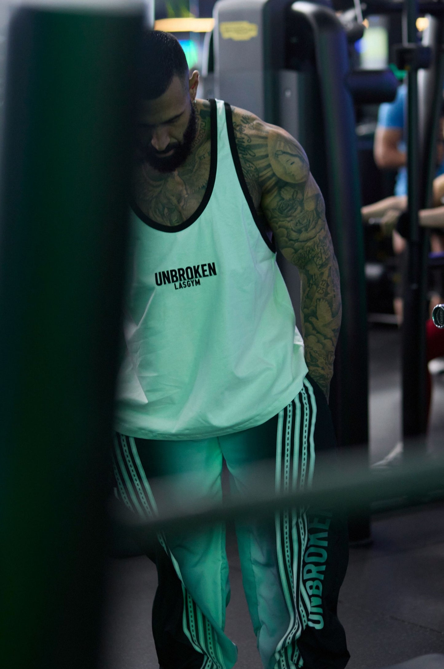 Canotta Black Border Unbroken