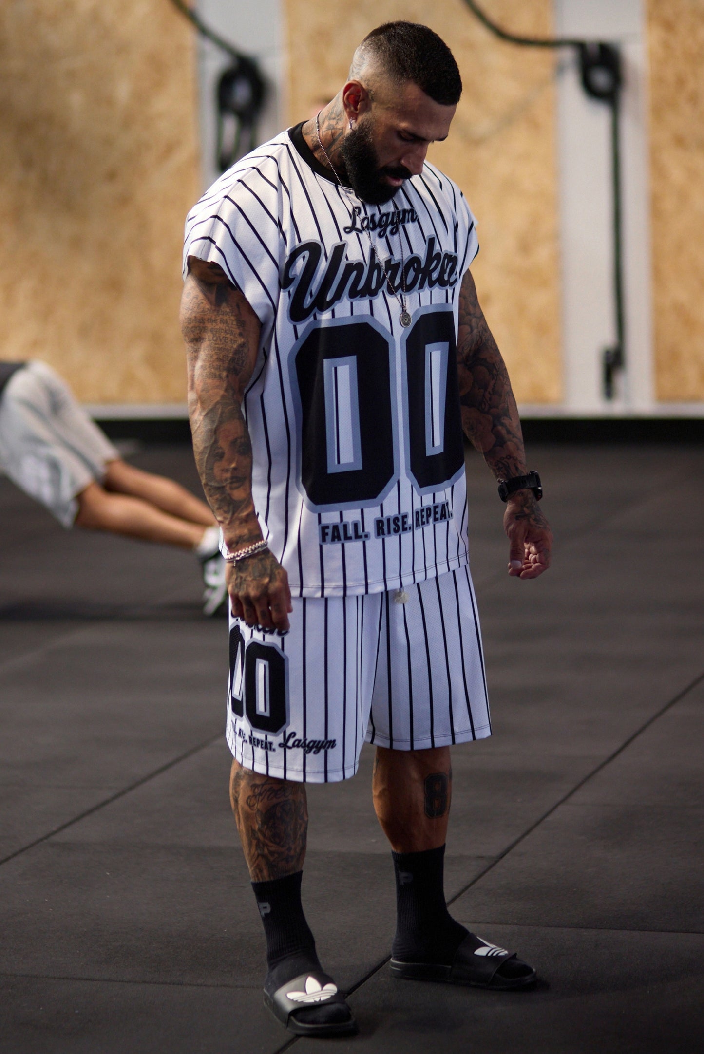 Shorts Over Performance Gessato Unbroken