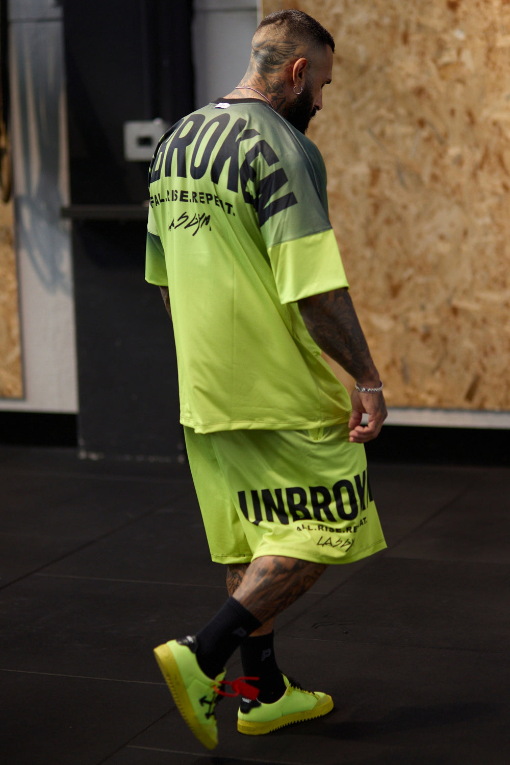 Shorts Over Performance  Degradè Unbroken