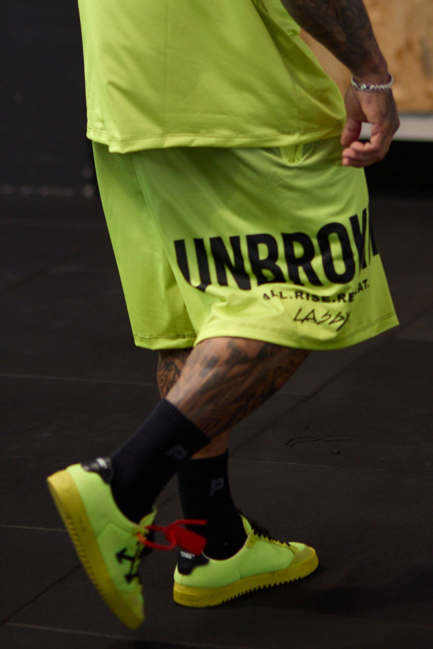 Shorts Over Performance  Degradè Unbroken